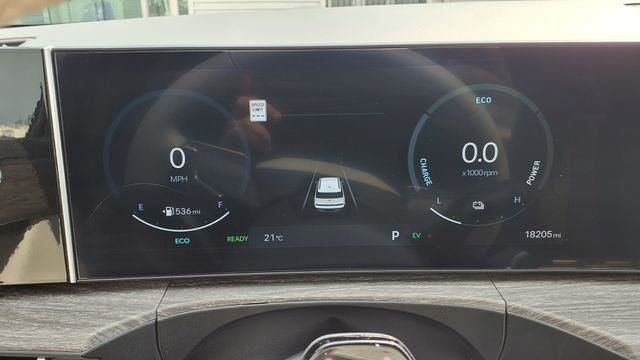 2025 Hyundai SANTA FE HYBRID Limited