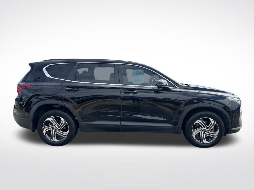 2022 Hyundai SANTA FE SE