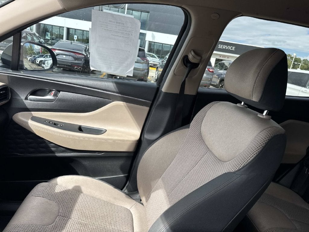 2022 Hyundai SANTA FE SE