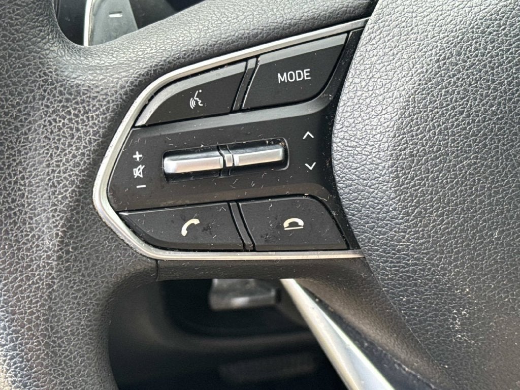 2022 Hyundai SANTA FE SE