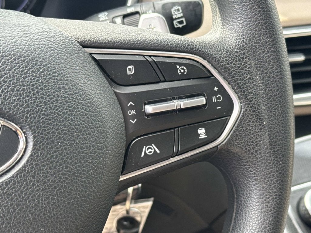 2022 Hyundai SANTA FE SE