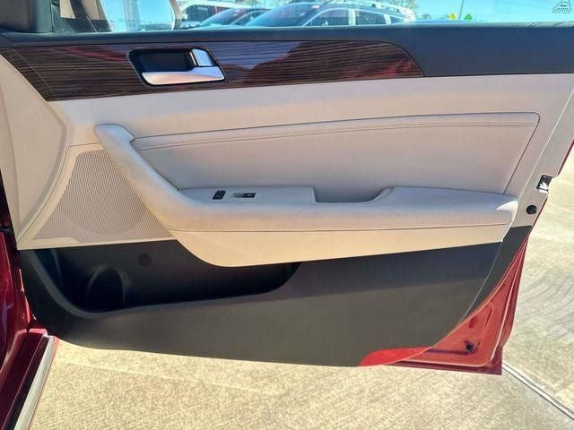 2017 Hyundai SONATA Limited