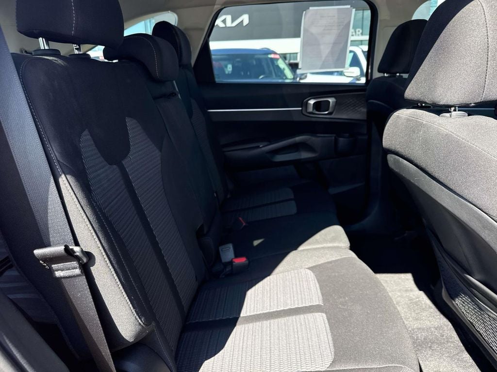 2022 Kia Sorento LX