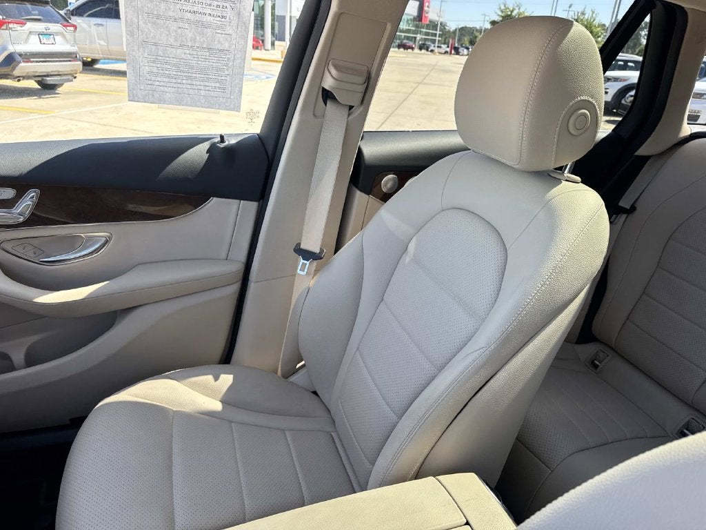 2017 Mercedes-Benz GLC GLC 300
