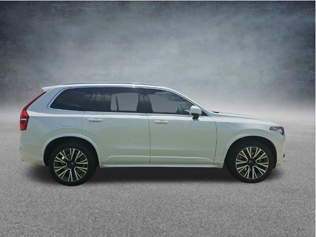 2020 Volvo XC90 T6 Momentum