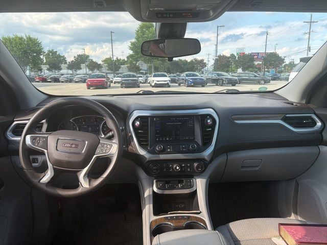 2022 GMC Acadia SLE