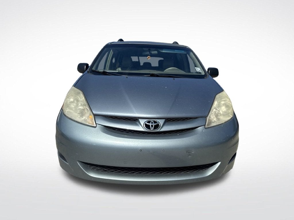 2010 Toyota Sienna LE