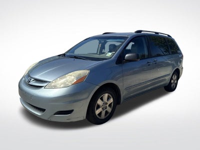 2010 Toyota Sienna LE