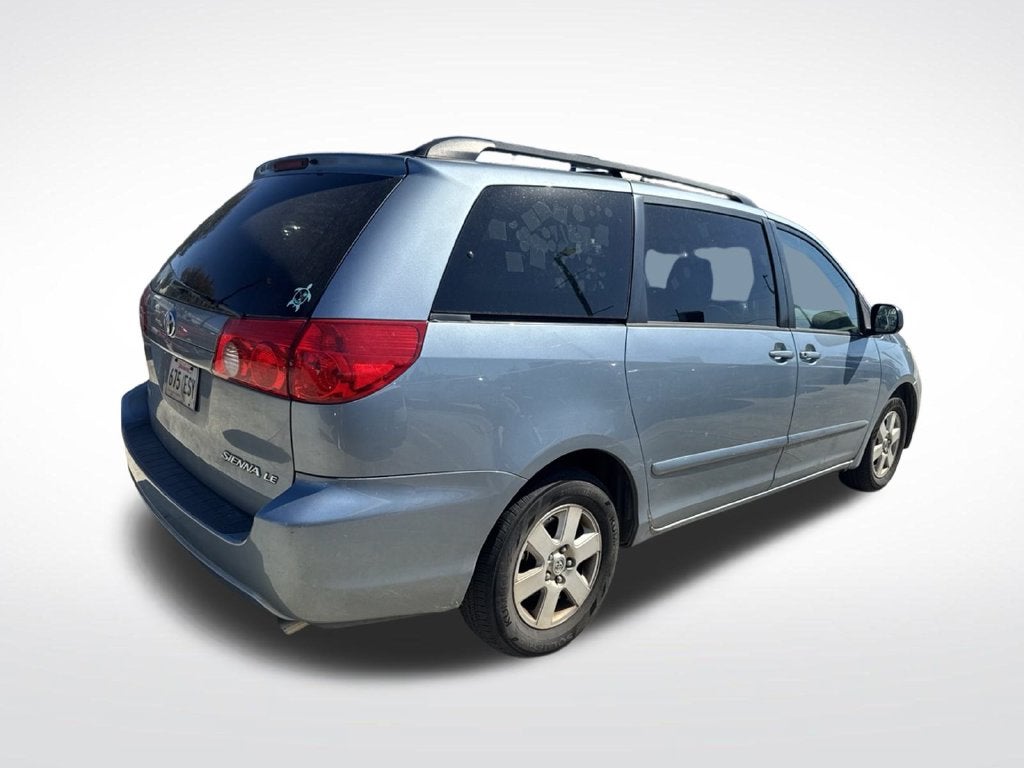 2010 Toyota Sienna LE