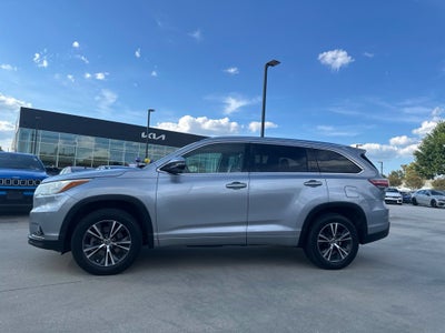 2016 Toyota Highlander XLE V6
