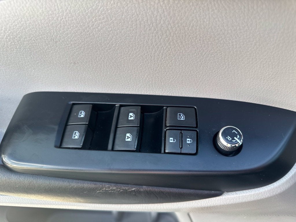 2016 Toyota Highlander XLE V6