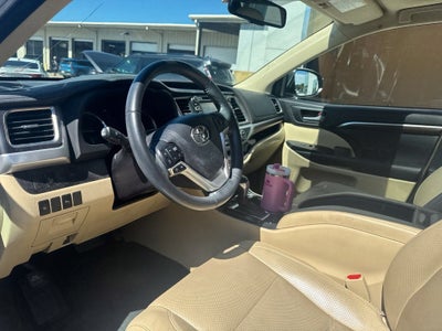 2015 Toyota Highlander Limited