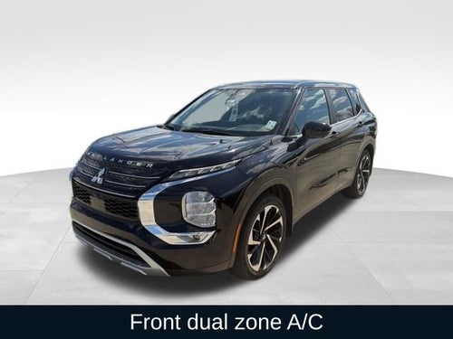 2023 Mitsubishi Outlander SE