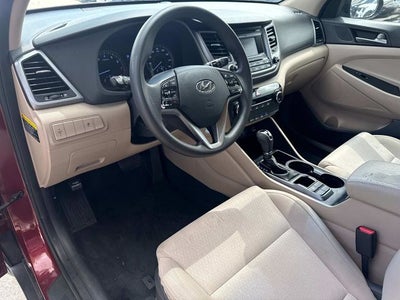 2017 Hyundai TUCSON SE