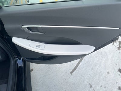 2025 Hyundai SONATA SE