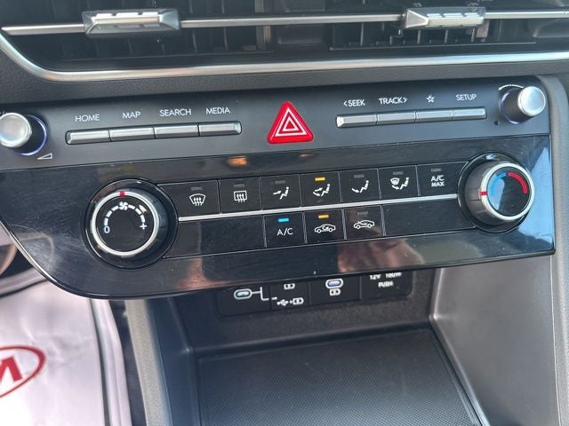 2025 Hyundai SONATA SE