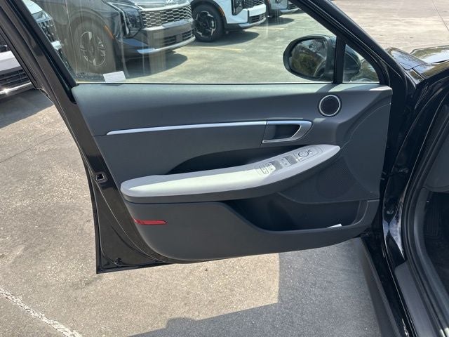 2024 Hyundai SONATA HYBRID Limited