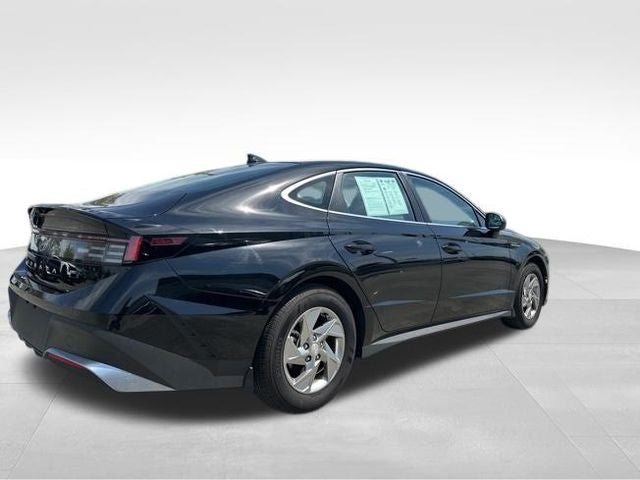 2024 Hyundai SONATA HYBRID Limited