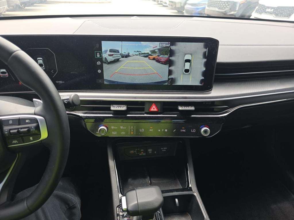 2025 Kia K5 GT