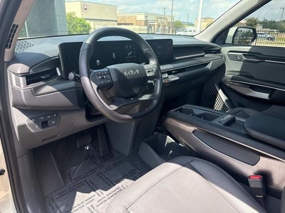 2024 Kia EV9 Light Long Range