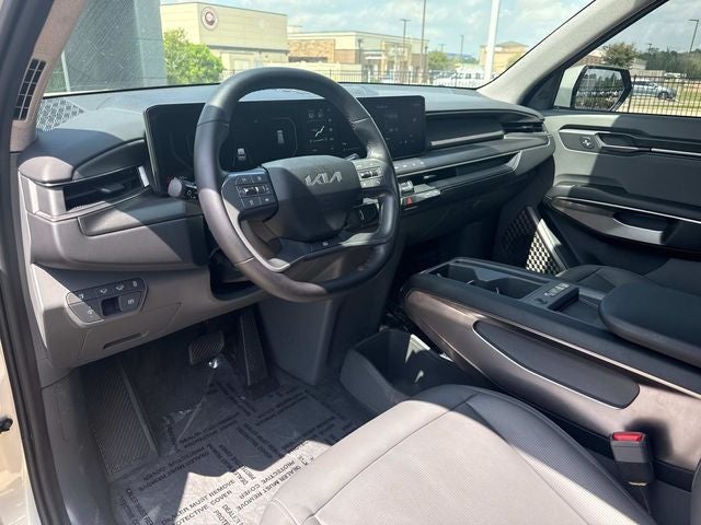 2024 Kia EV9 Light Long Range
