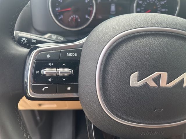 2022 Kia Carnival LXS