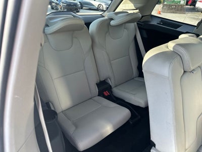 2019 Volvo XC90 T5 Momentum