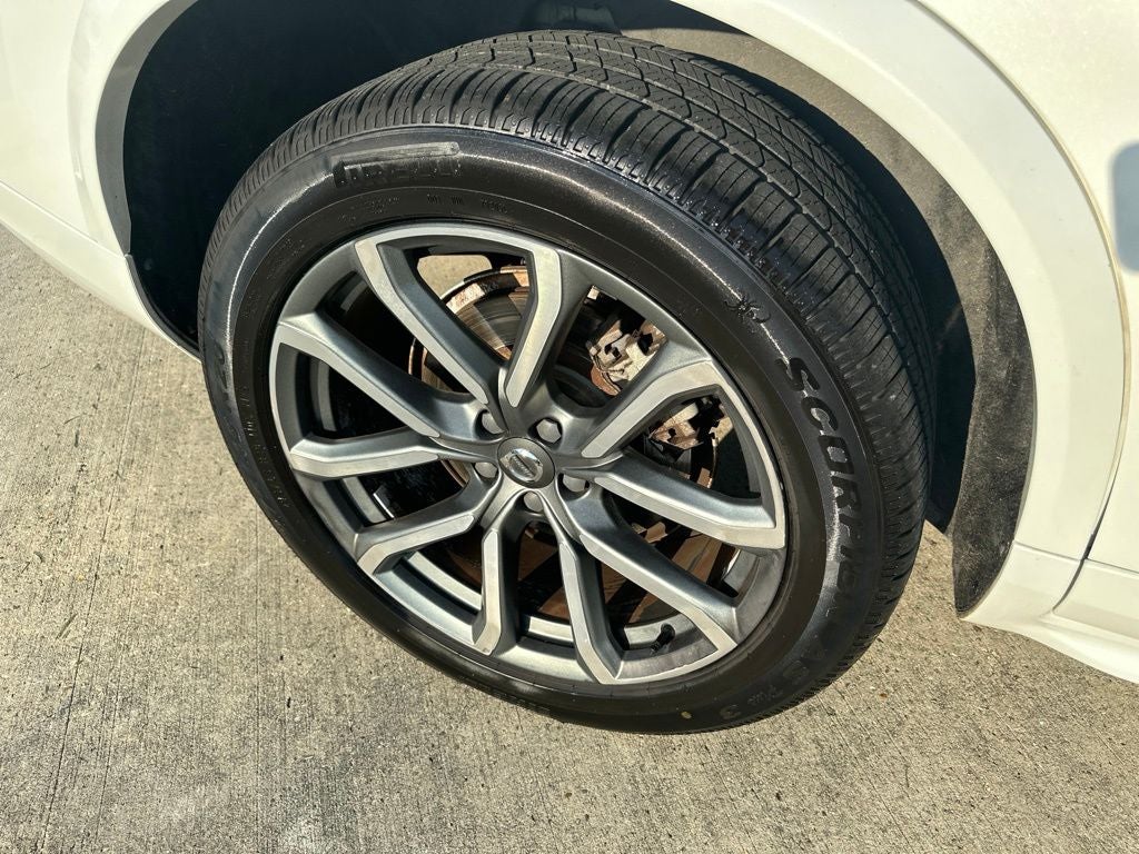 2019 Volvo XC90 T5 Momentum