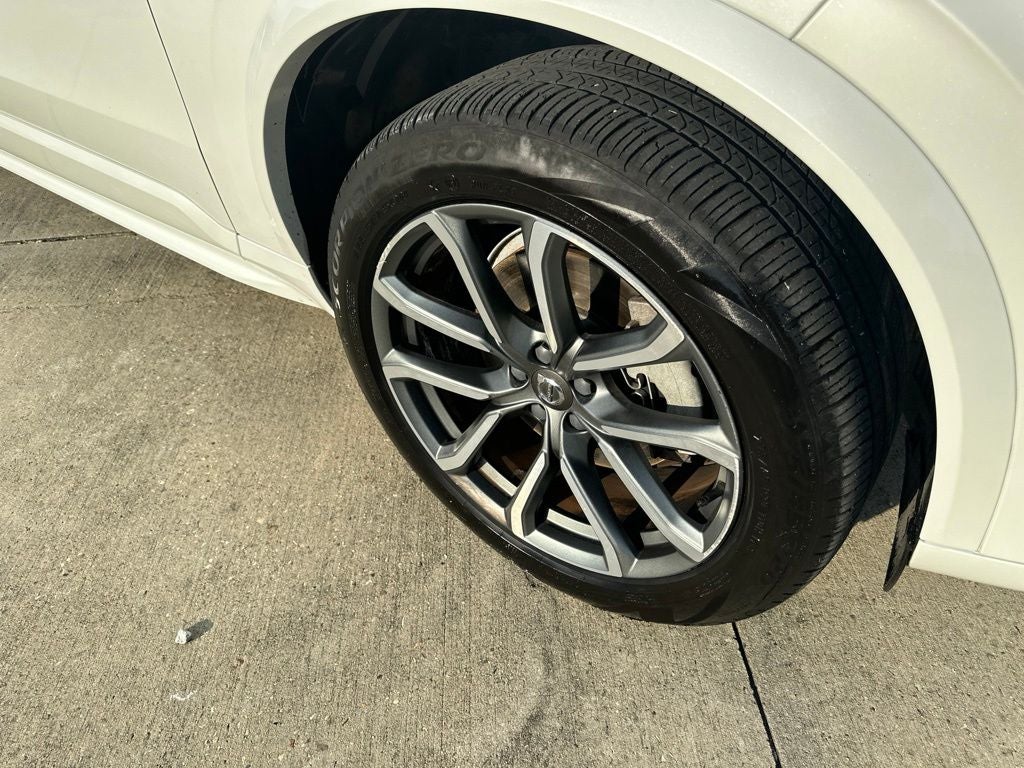 2019 Volvo XC90 T5 Momentum