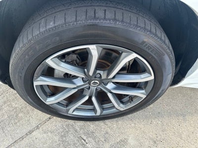 2019 Volvo XC90 T5 Momentum