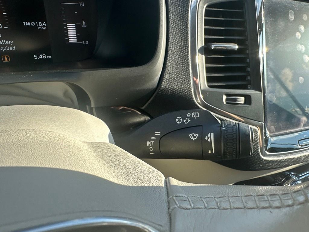 2019 Volvo XC90 T5 Momentum