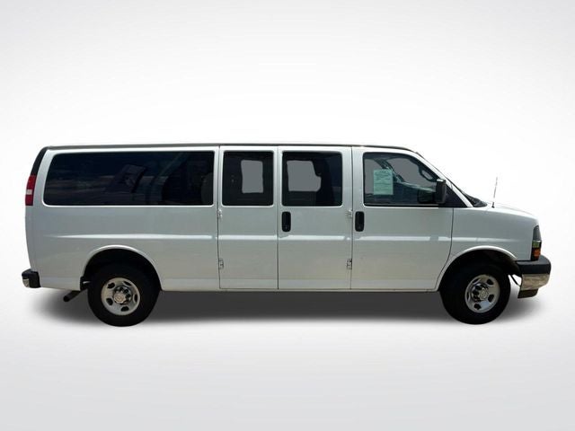 2020 Chevrolet Express 3500 LT Passenger