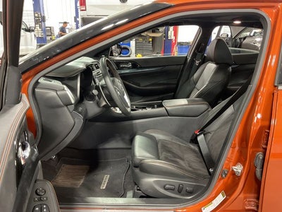 2022 Nissan Maxima SR