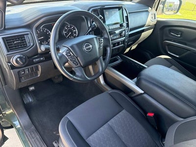 2024 Nissan Titan SV