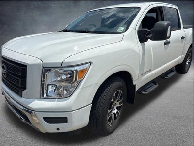 2024 Nissan Titan SV