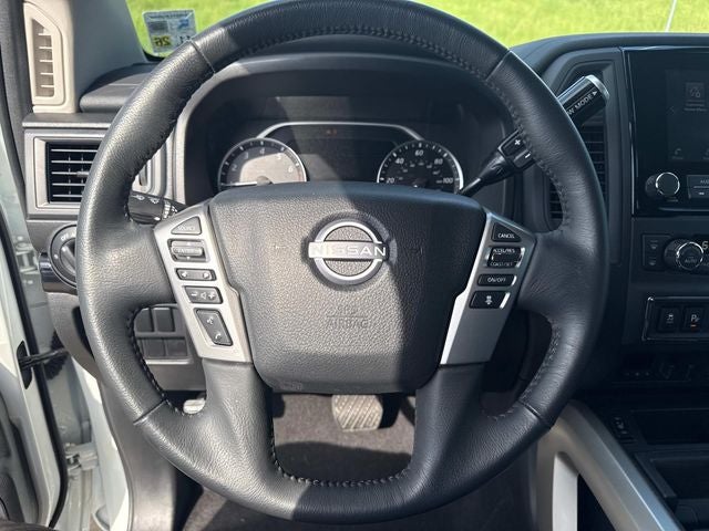 2024 Nissan Titan SV