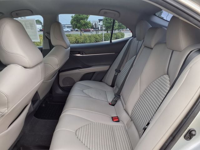 2021 Toyota Camry Hybrid SE