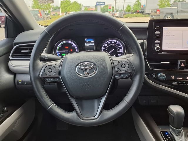 2021 Toyota Camry Hybrid SE