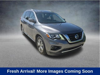 2019 Nissan Pathfinder S