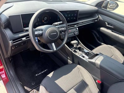 2026 Hyundai TUCSON SE
