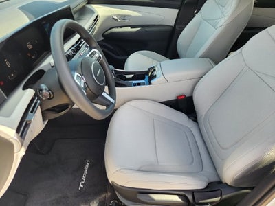 2026 Hyundai TUCSON SE