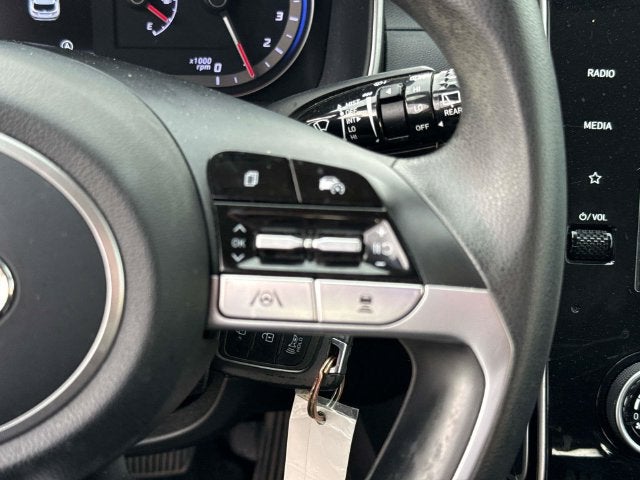 2023 Hyundai TUCSON SE