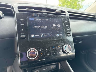 2023 Hyundai TUCSON SE