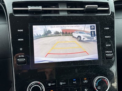 2023 Hyundai TUCSON SE