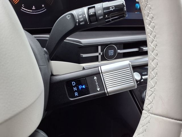 2025 Hyundai SANTA FE SE