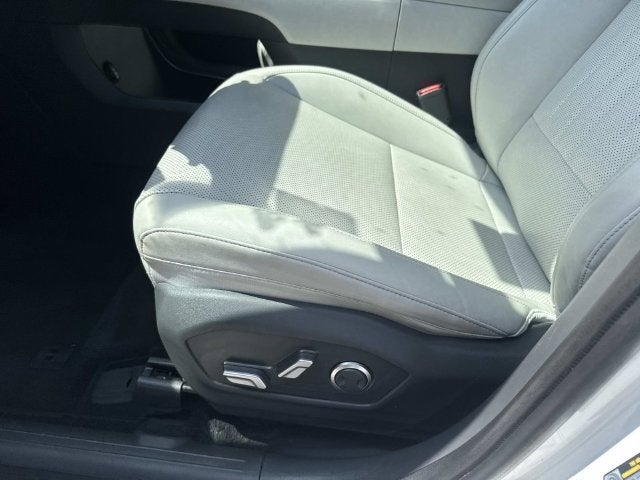 2025 Hyundai SANTA FE HYBRID SEL