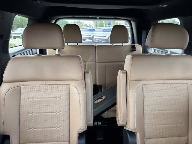 2027 Hyundai SANTA FE HYBRID Limited 6P