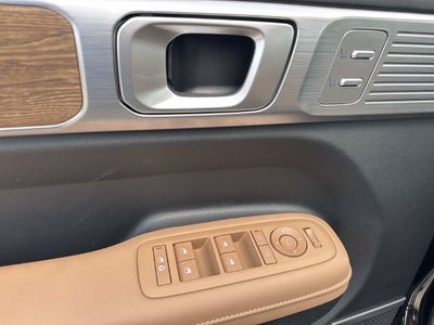 2027 Hyundai SANTA FE HYBRID Limited 6P