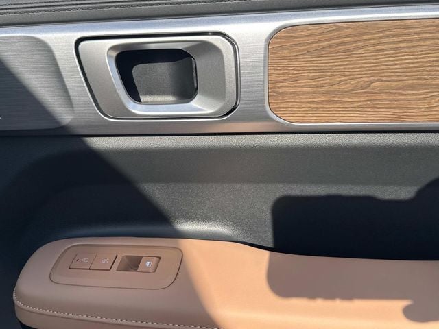 2027 Hyundai SANTA FE Limited 6P