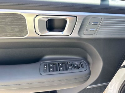 2027 Hyundai SANTA FE Limited 6P